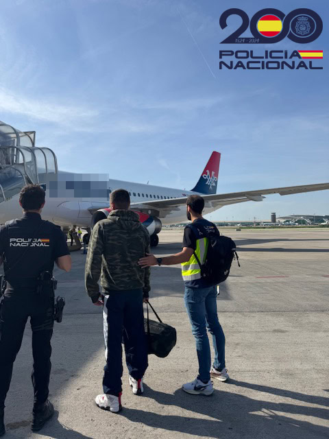 La Policía Nacional expulsa a cuatro ciudadanos extranjeros condenados por delitos graves