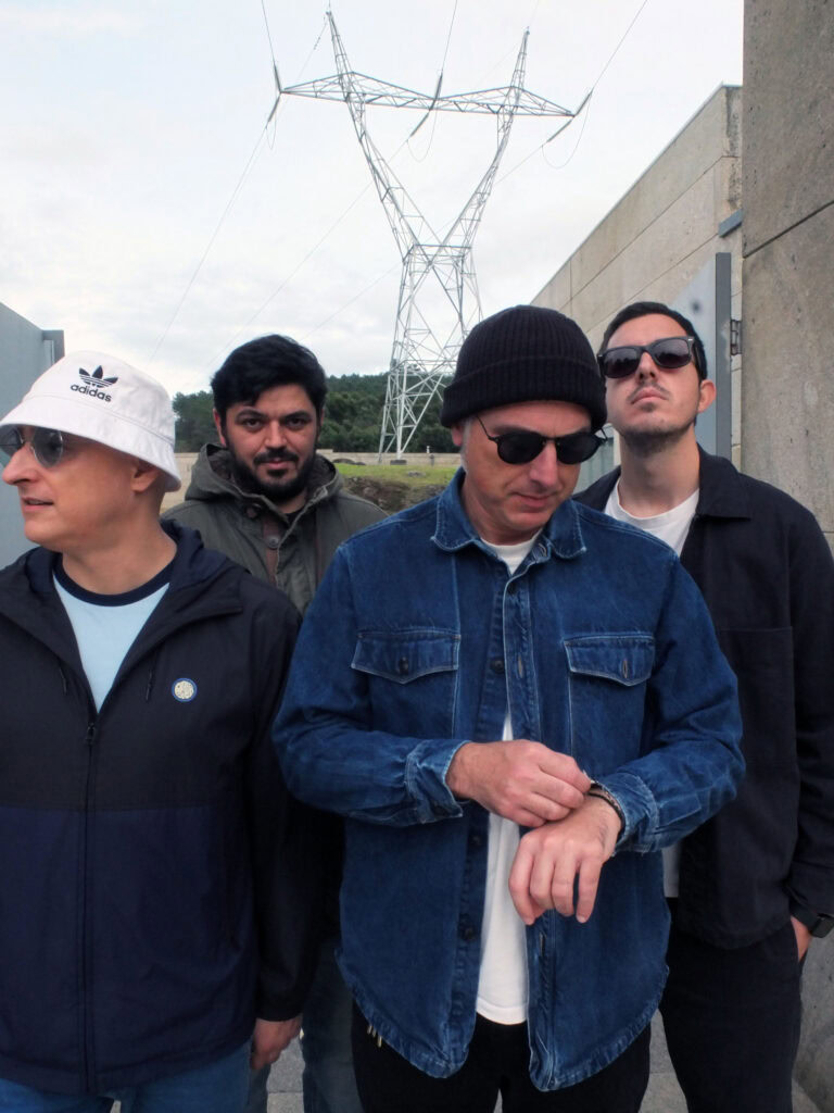 Los marcianos publican “PEQUEÑOS PLANETAS”, nuevo adelanto de su próximo disco