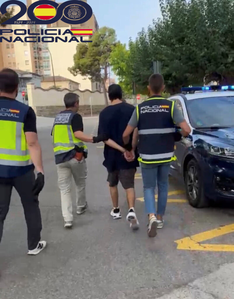 La Policía Nacional detiene a un peligroso fugitivo buscado por las Autoridades Judiciales de Reino Unido