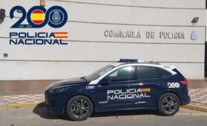 La Policía Nacional detiene a un peligroso fugitivo buscado en Francia por un delito de homicidio penado con cadena perpetua